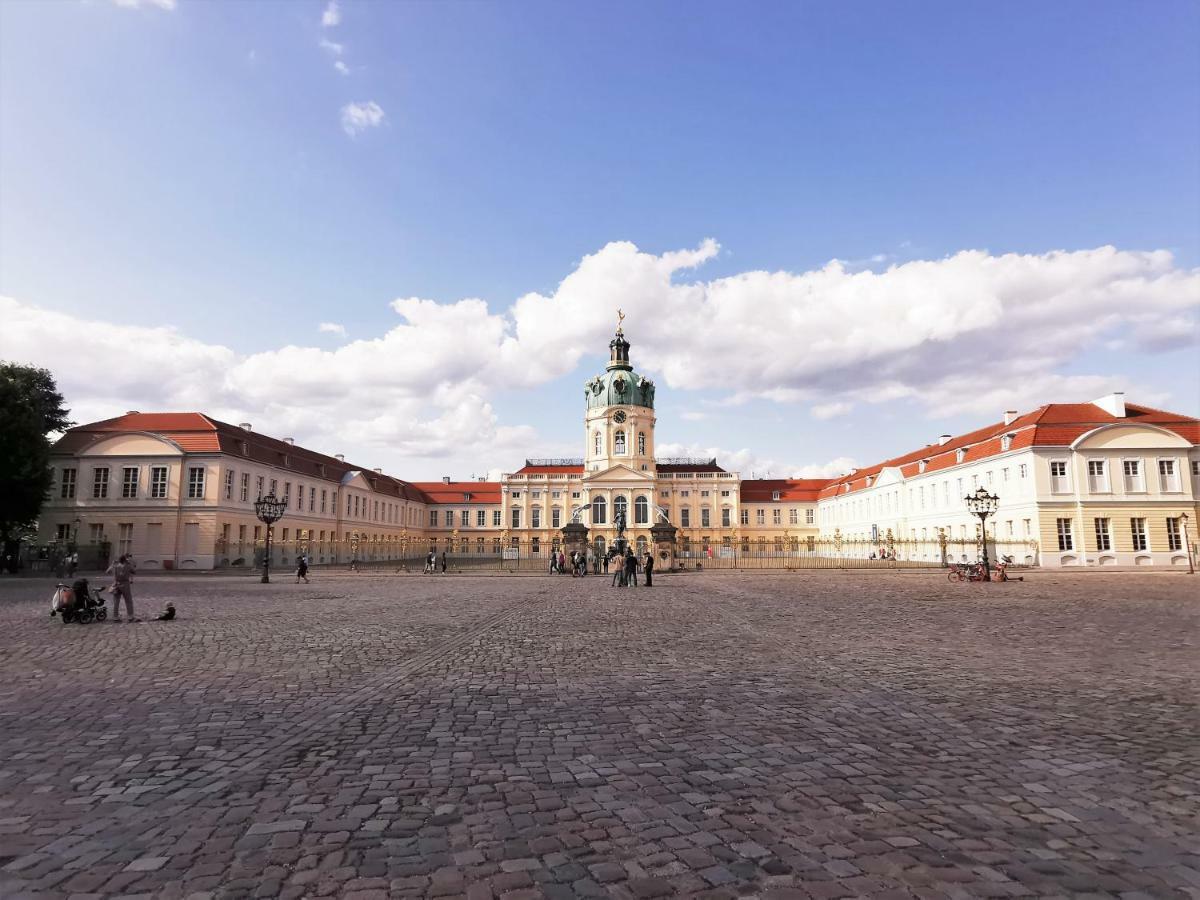 Kvh By Rockchair Apartments L Superhost Status L Boxspringbett Am Schloss Charlottenburg Welcomes You! เบอร์ลิน ภายนอก รูปภาพ